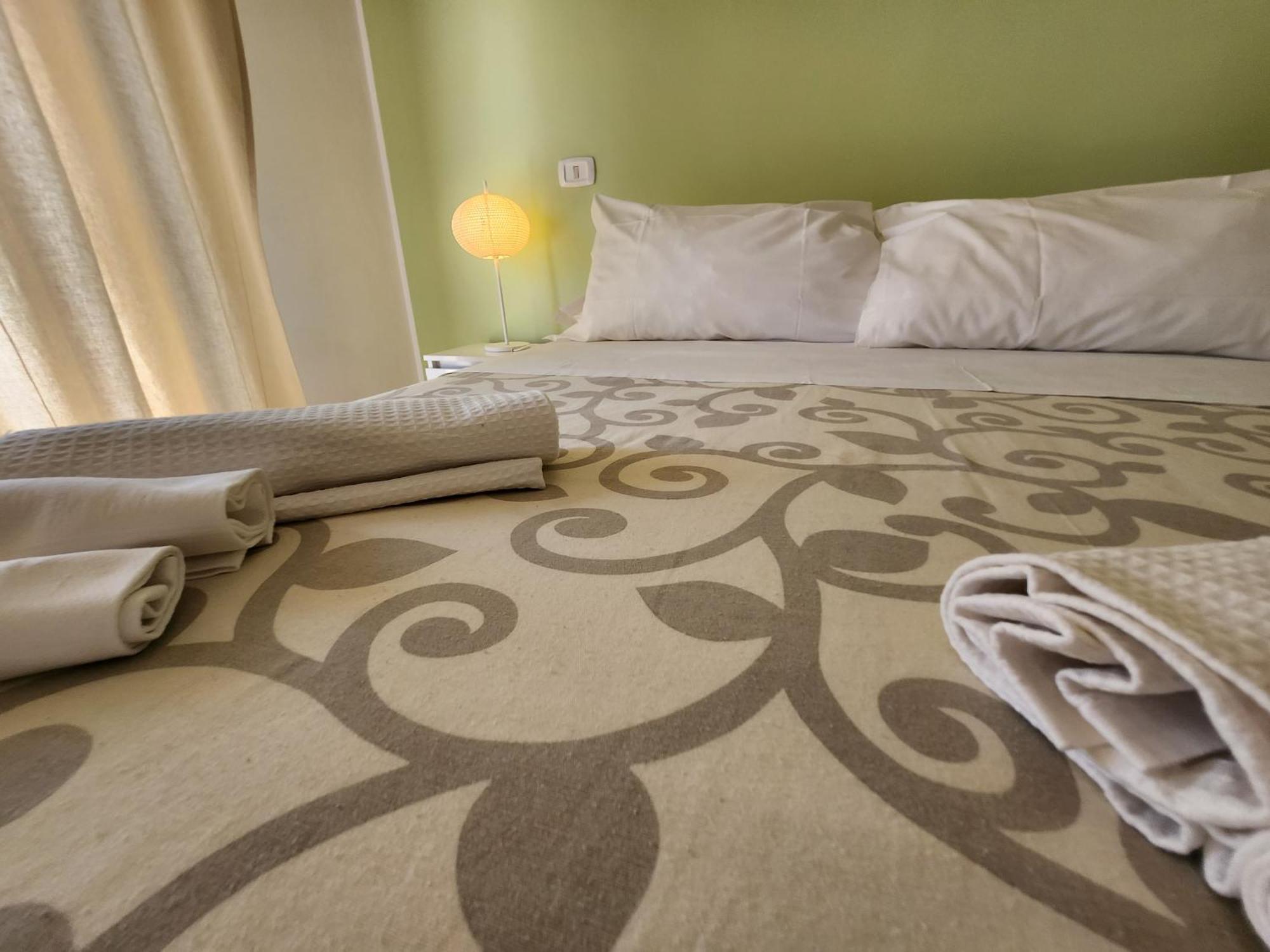 Hotel Petit Silvi Marina Ngoại thất bức ảnh