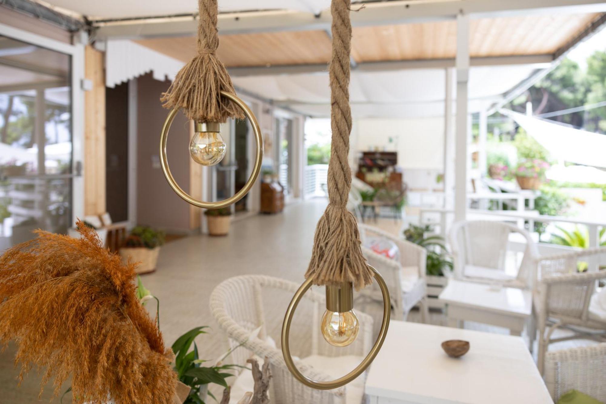 Hotel Petit Silvi Marina Ngoại thất bức ảnh